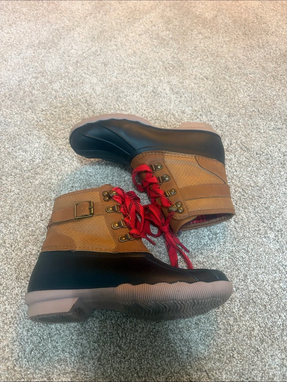 Maurices Size 7 Flannel Line Duck Boots